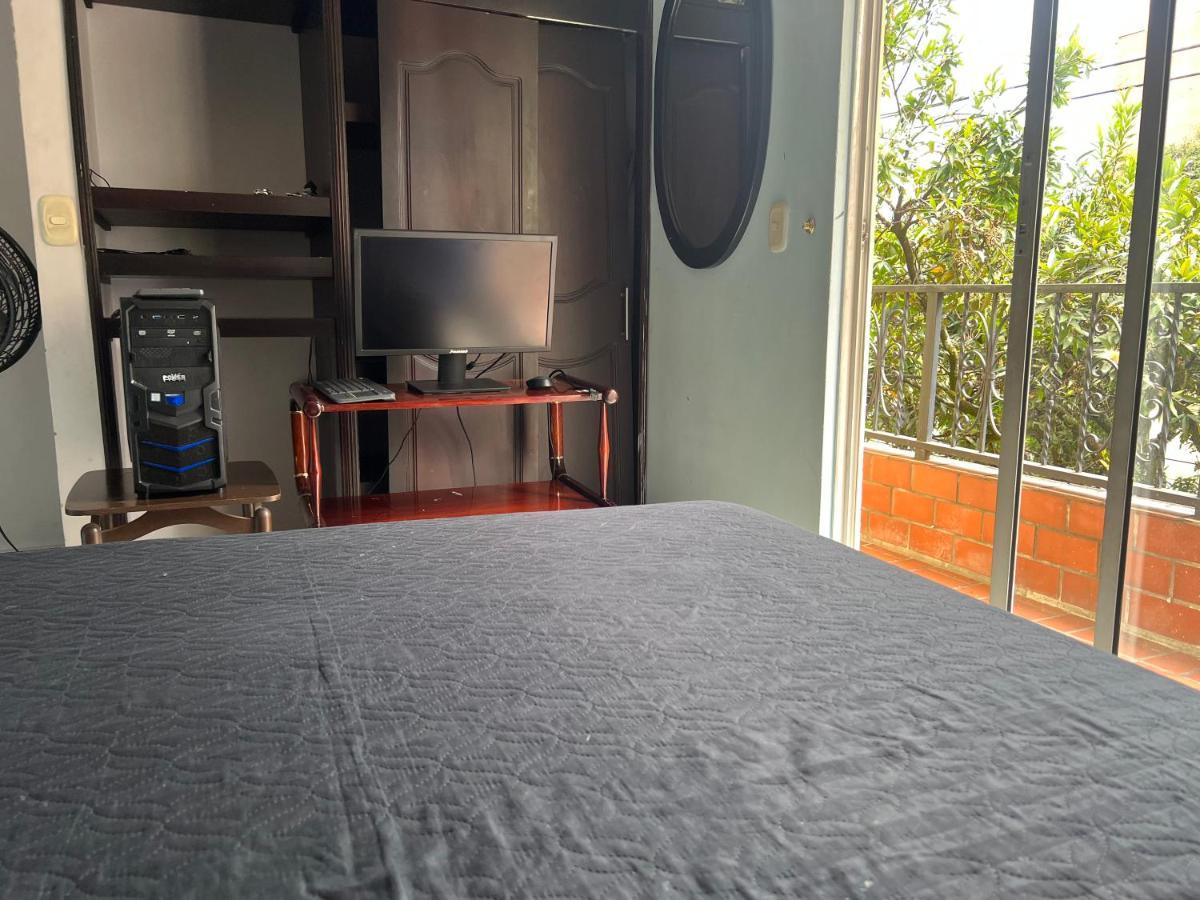 Casahotel De Lujo Colores - Estadio Guest house Medellin