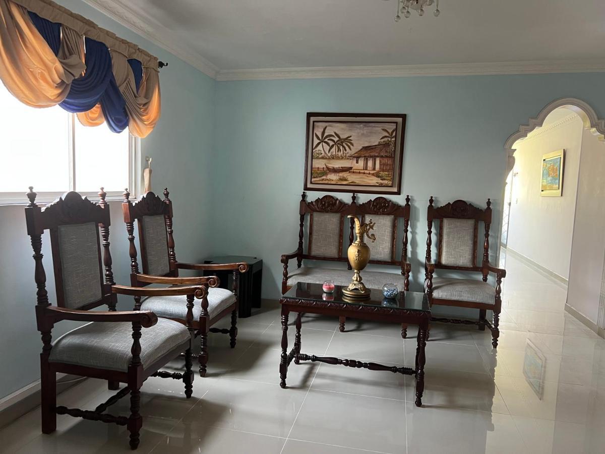 Casahotel De Lujo Colores - Estadio Guest house