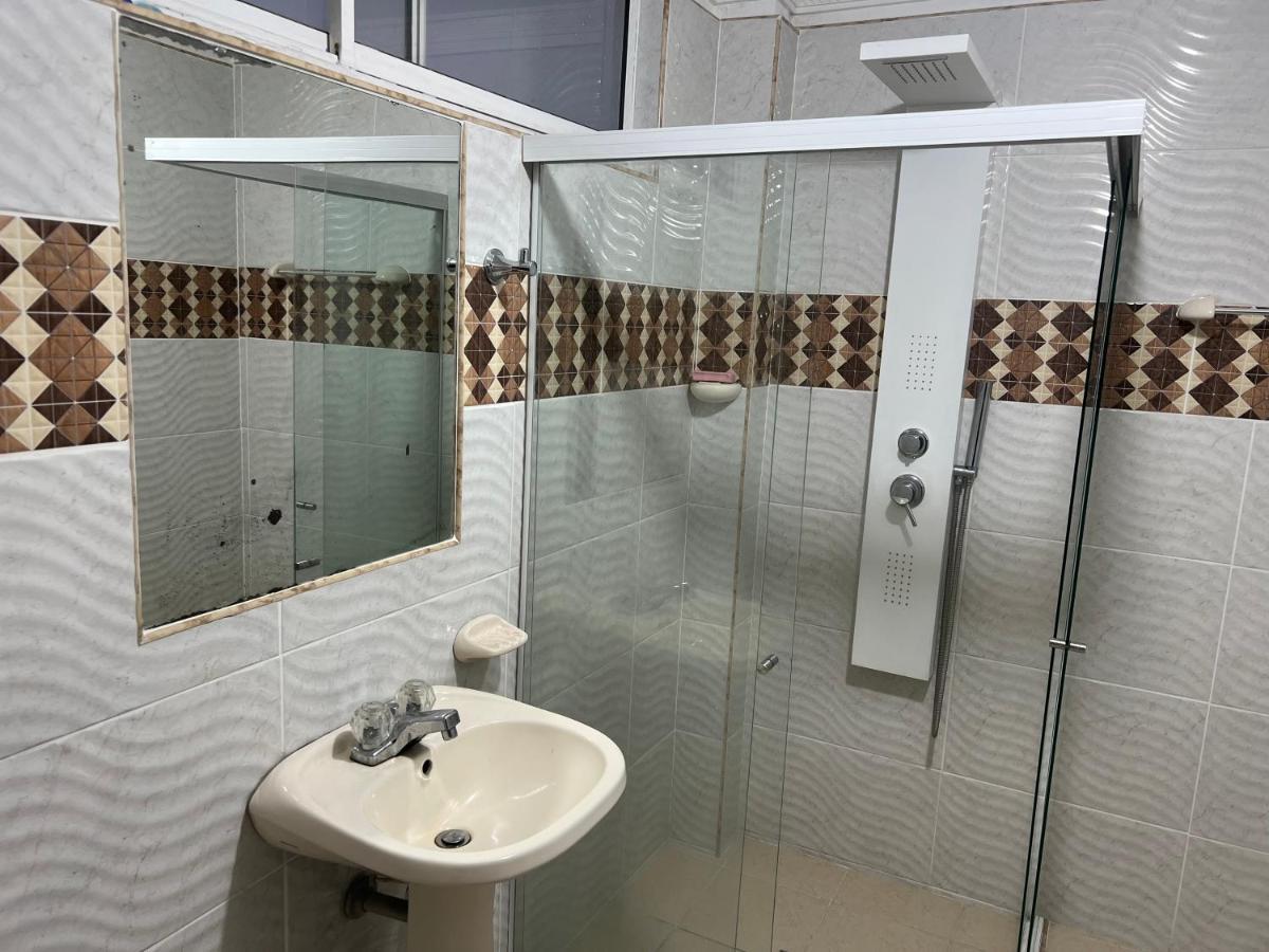 Casahotel De Lujo Colores - Estadio Guest house