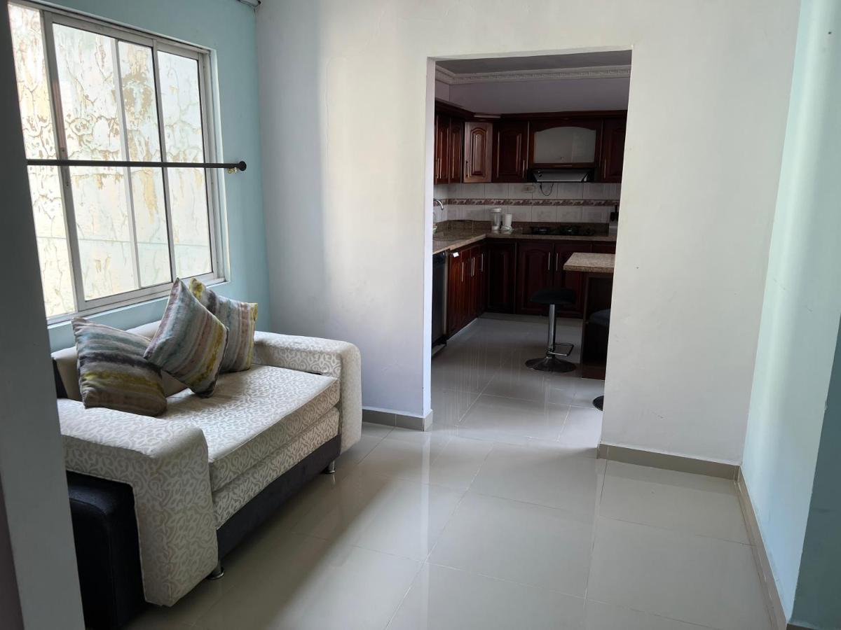 Casahotel De Lujo Colores - Estadio Guest house Medellin